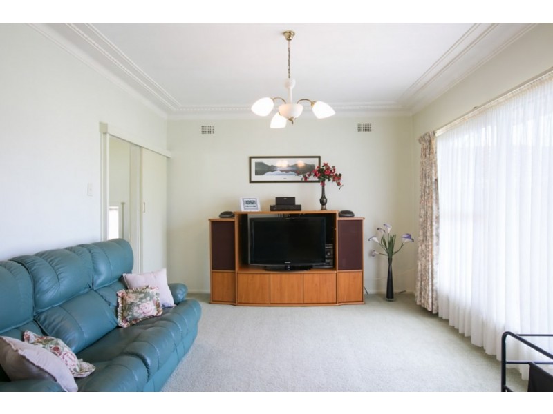 7 Hardie Street, Corrimal NSW 2518