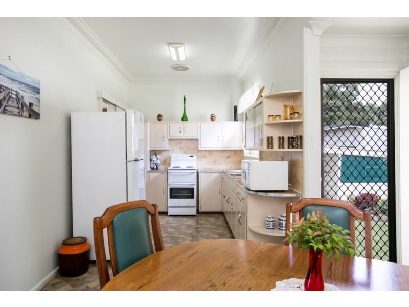 7 Hardie Street, Corrimal NSW 2518