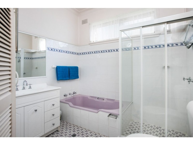 7 Hardie Street, Corrimal NSW 2518