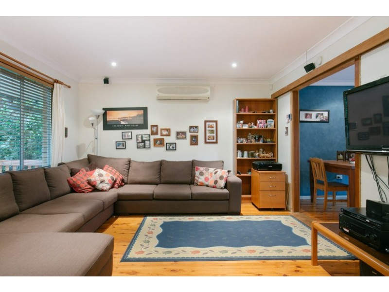 38 Branch Avenue, Figtree NSW 2525