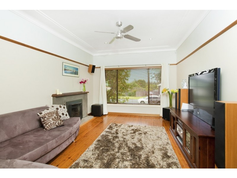 54 Lorking Street, Bellambi NSW 2518