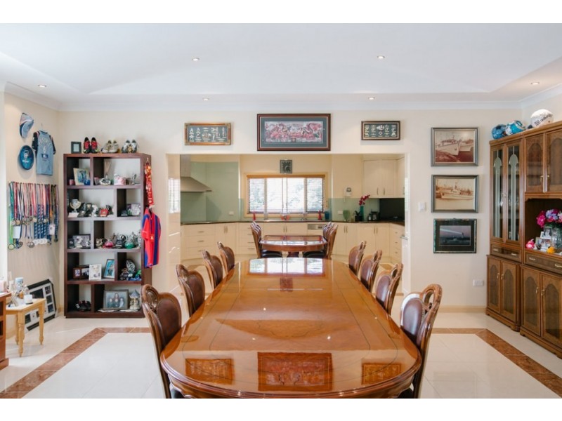 11 Hamilton Street, Fairy Meadow NSW 2519