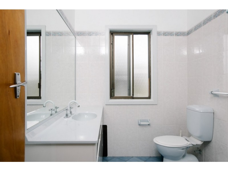 1 Corrimal Street, Tarrawanna NSW 2518