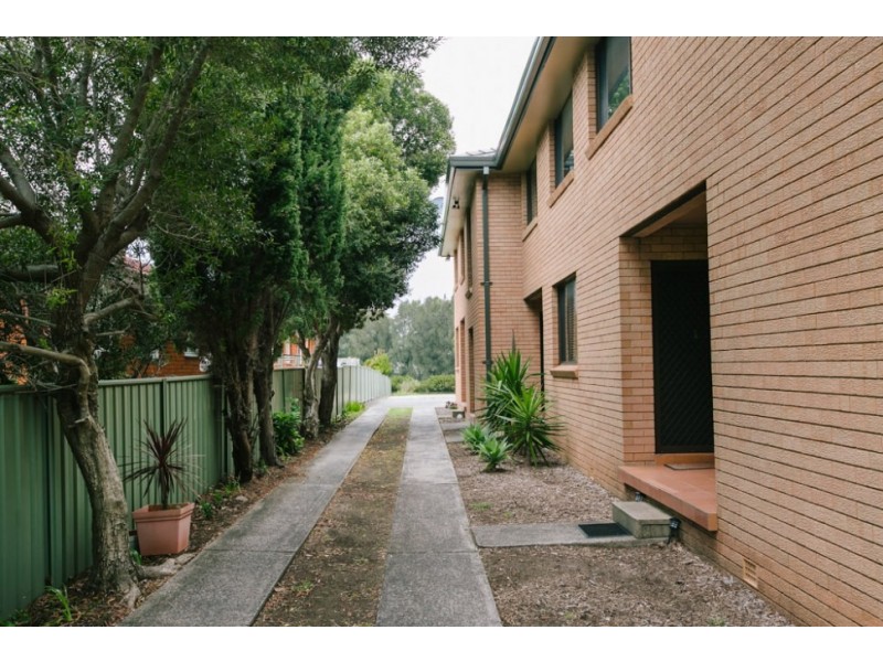 3/35 Lake Parade, East Corrimal NSW 2518