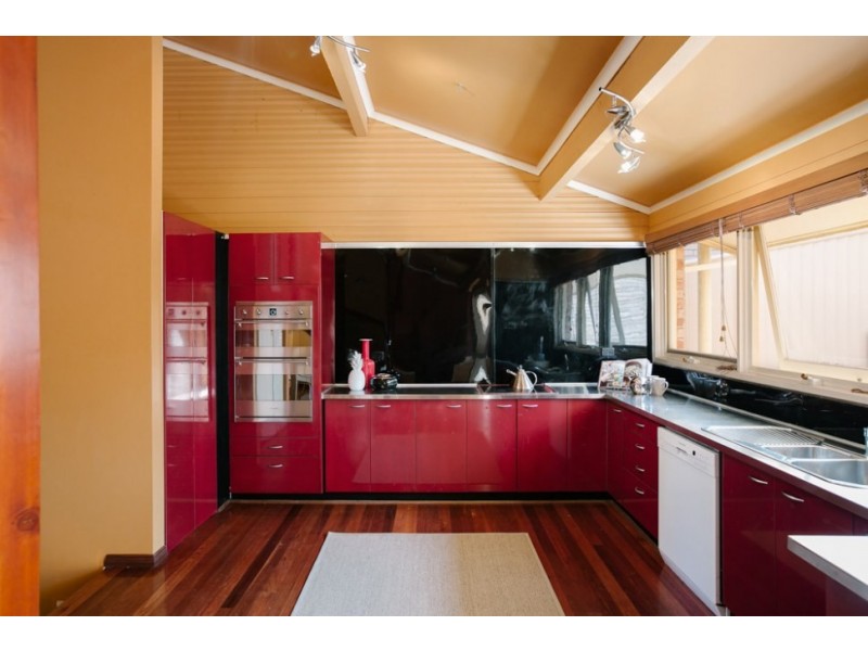 19 Mark Street, Figtree NSW 2525