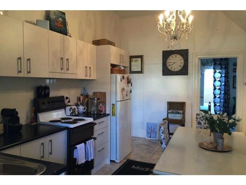 86 Collins Street, Corrimal NSW 2518
