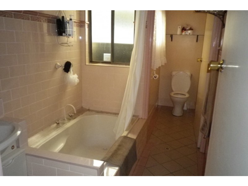 6 Breda Street, Fairy Meadow NSW 2519