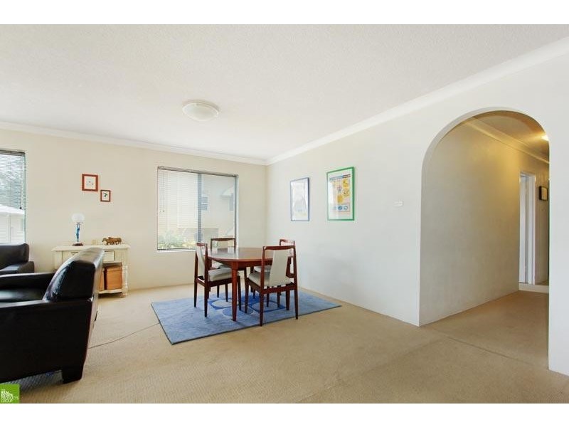 2/2 Hinton Street, Wollongong NSW 2500