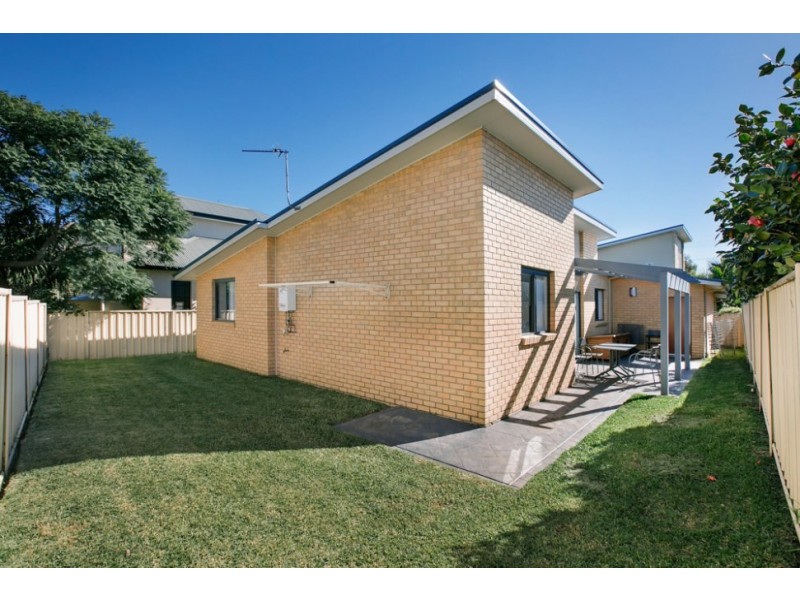 2/27 Tarrawanna Road, Corrimal NSW 2518