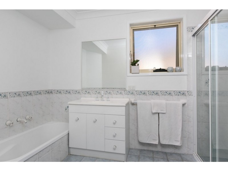 12/33 Wonson Avenue, Coniston NSW 2500