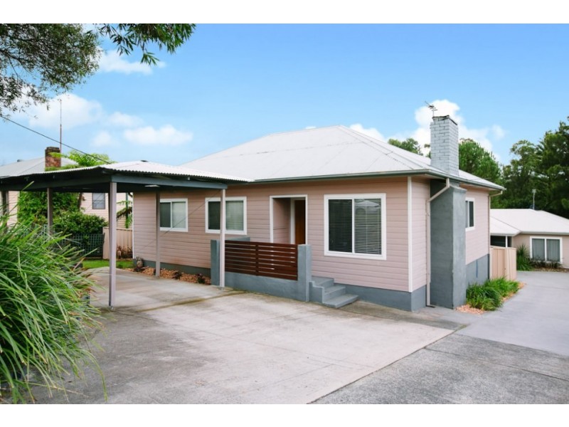 17 Central Road, Unanderra NSW 2526