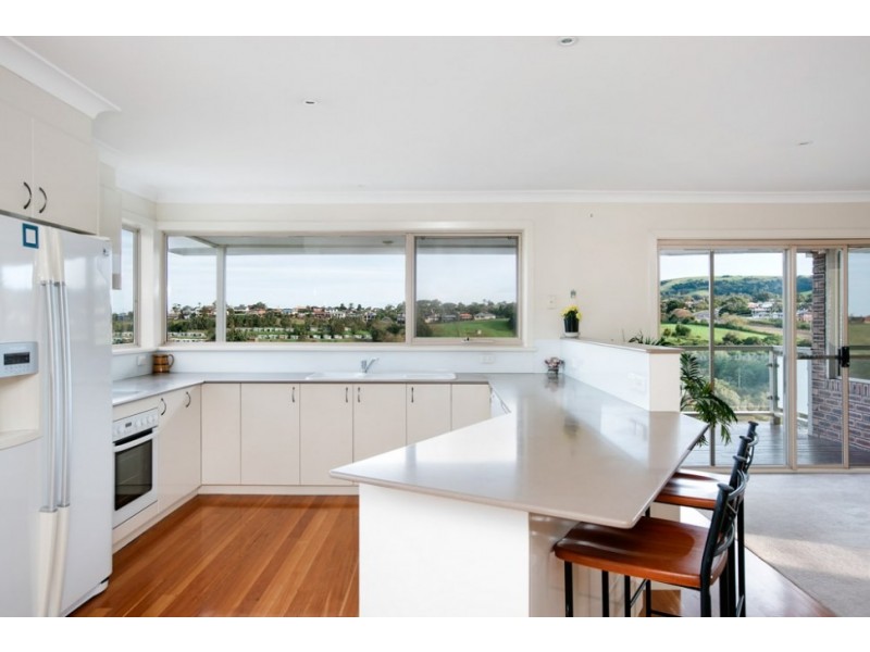12 Kaleula Crescent, Kiama NSW 2533