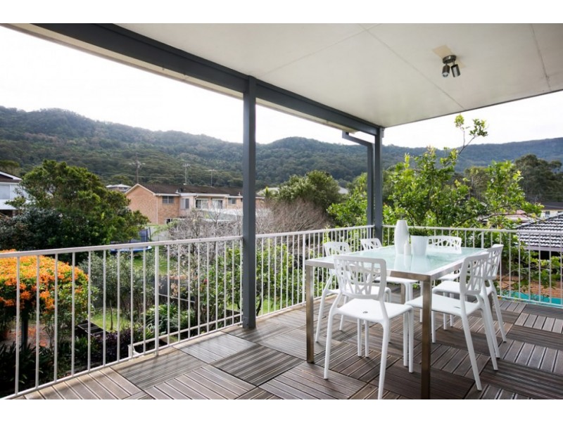 8 Ian Bruce Crescent, Balgownie NSW 2519