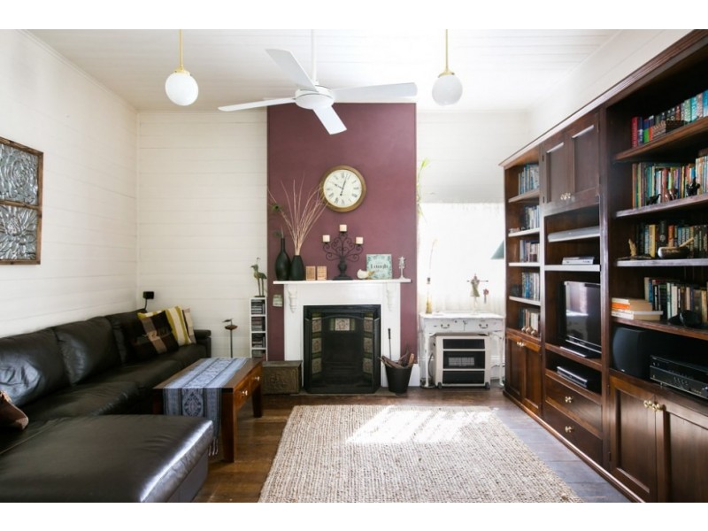 227 Princes Highway, Bulli NSW 2516