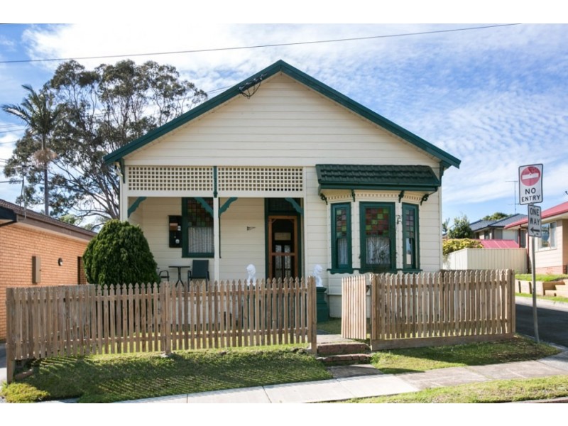 227 Princes Highway, Bulli NSW 2516