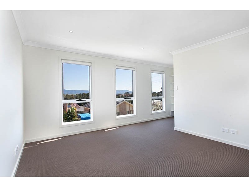 11 Cascade Circuit, Albion Park NSW 2527