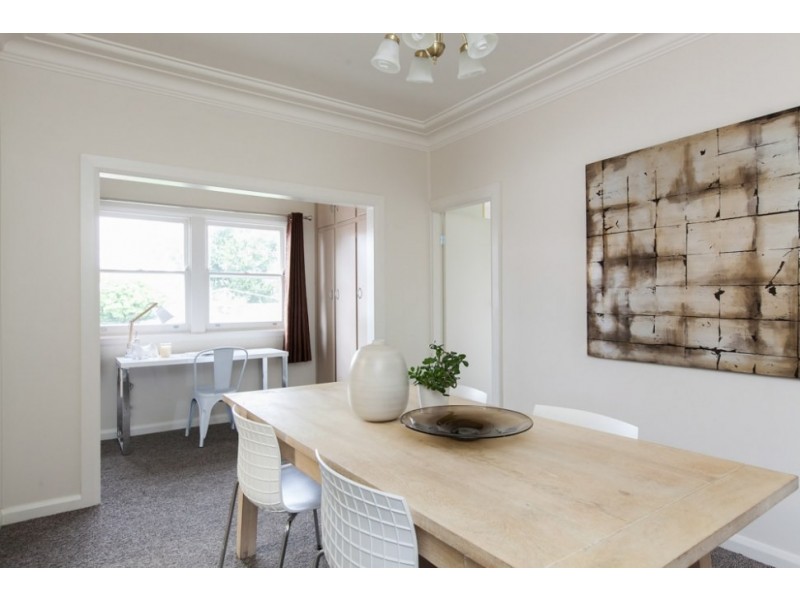 9 Mary Ann Street, Towradgi NSW 2518
