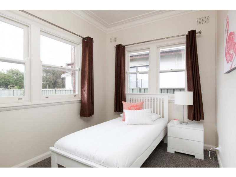 9 Mary Ann Street, Towradgi NSW 2518