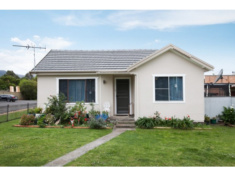 14 Albert Street, Corrimal NSW 2518