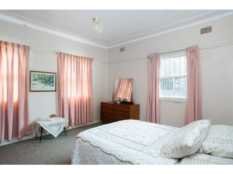 97 Robertson Street, Port Kembla NSW 2505