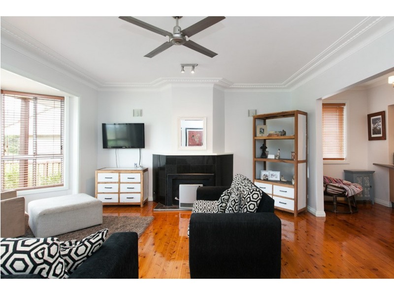 7 Foothills Road, Mount Ousley NSW 2519