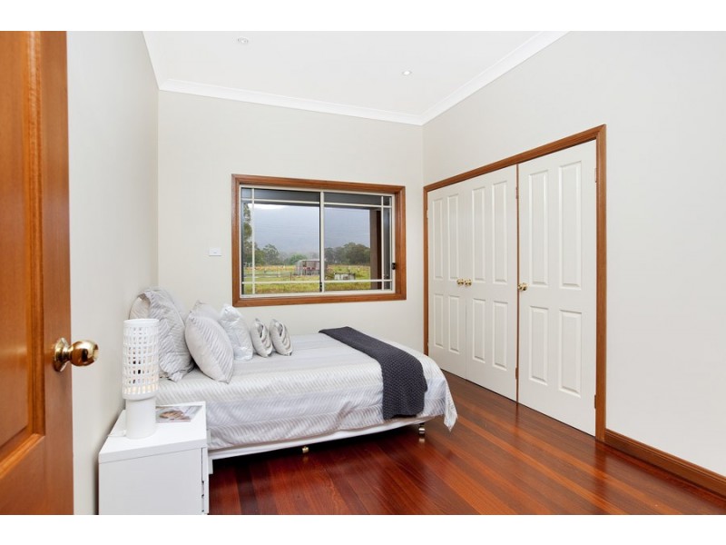 77 Shone Avenue, Horsley NSW 2530