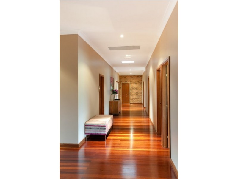 77 Shone Avenue, Horsley NSW 2530