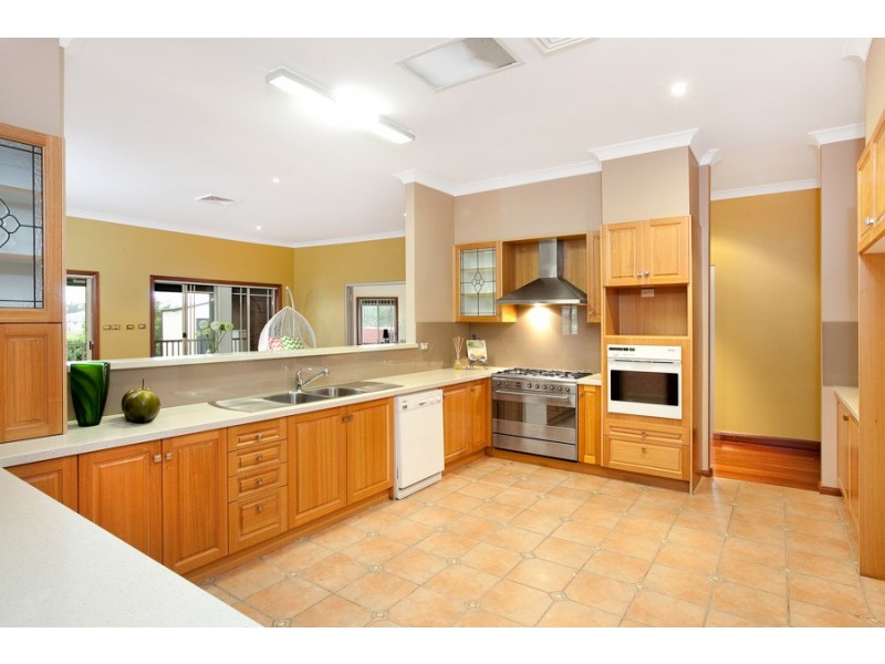 77 Shone Avenue, Horsley NSW 2530