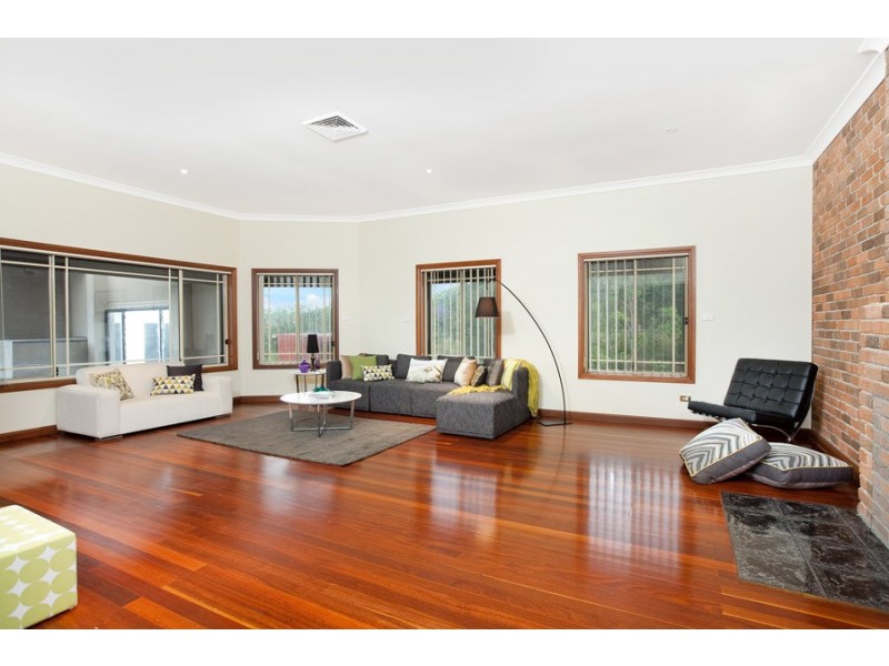 77 Shone Avenue, Horsley NSW 2530