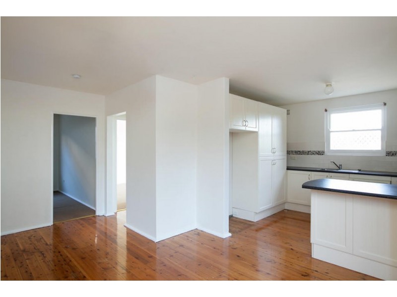 1/40 Bridge Street, Coniston NSW 2500