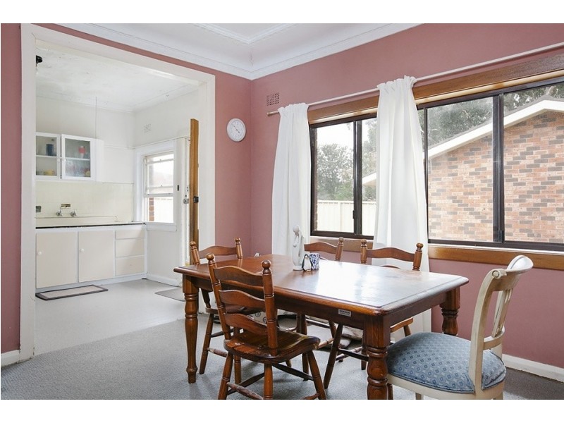 404 Princes Highway, Corrimal NSW 2518