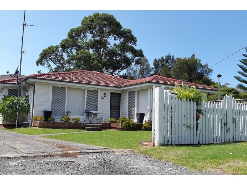 27 Park Road, East Corrimal NSW 2518