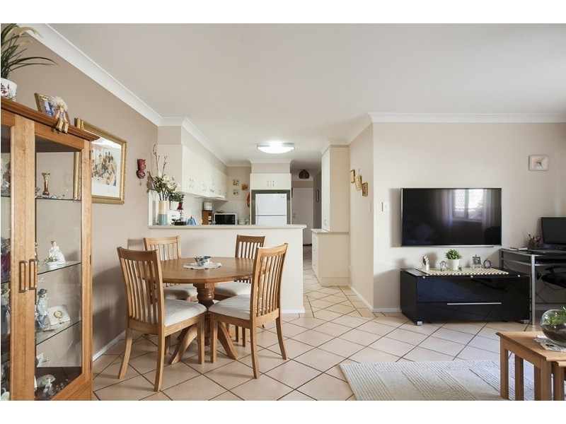 1/4 Park Road, Bellambi NSW 2518