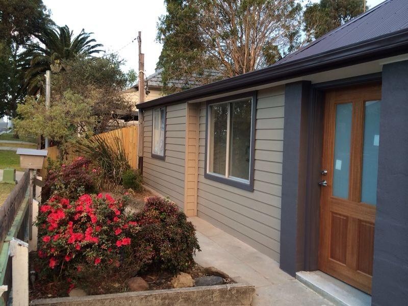 4 Wrexham Road, Thirroul NSW 2515