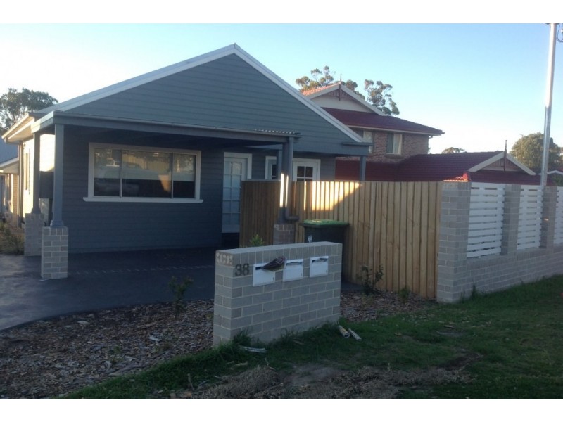 1/38 William Avenue, Warilla NSW 2528