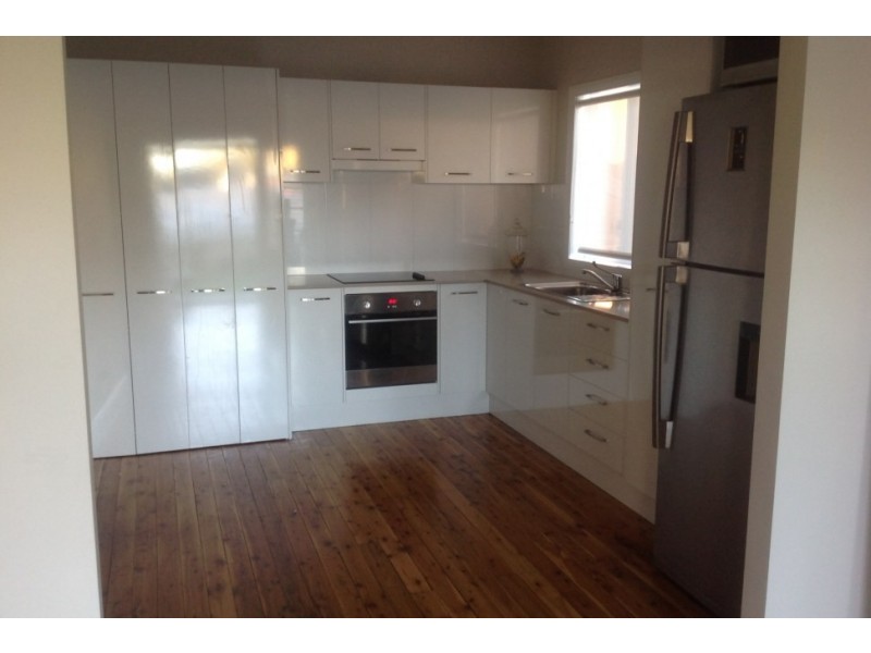 1/38 William Avenue, Warilla NSW 2528