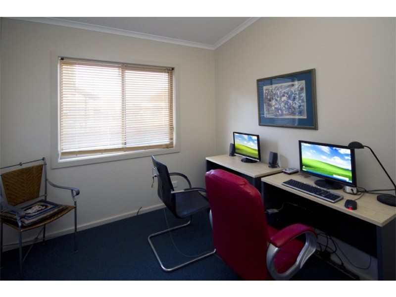 8 Croobyar Road, Milton NSW 2538