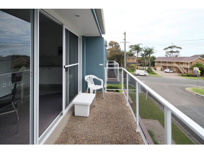 4/9 Shepherd Street, Mollymook NSW 2539
