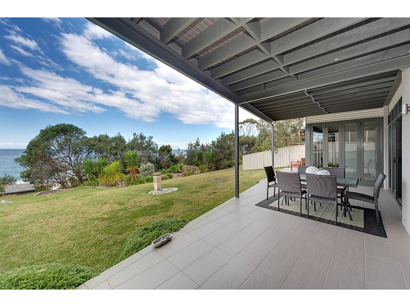 32 Donlan Road, Mollymook Beach NSW 2539