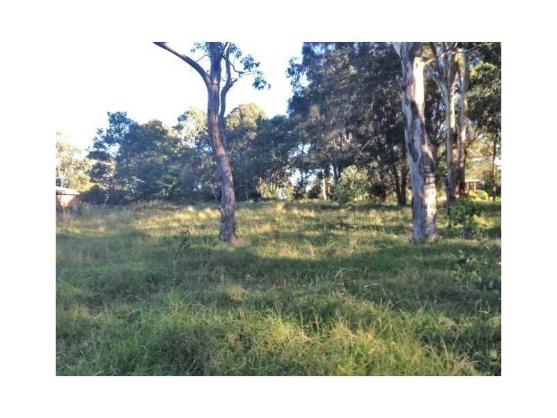 8 Voyager Crescent, Bawley Point NSW 2539