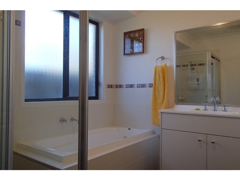 13 The Foredeck, Manyana NSW 2539