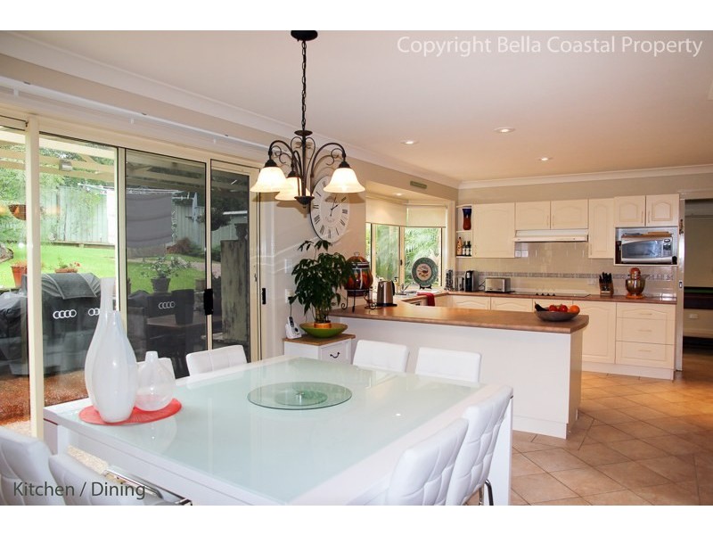 22 Scorpio Grove, Narrawallee NSW 2539