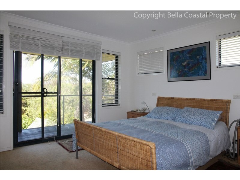 14 Seascape Close, Narrawallee NSW 2539