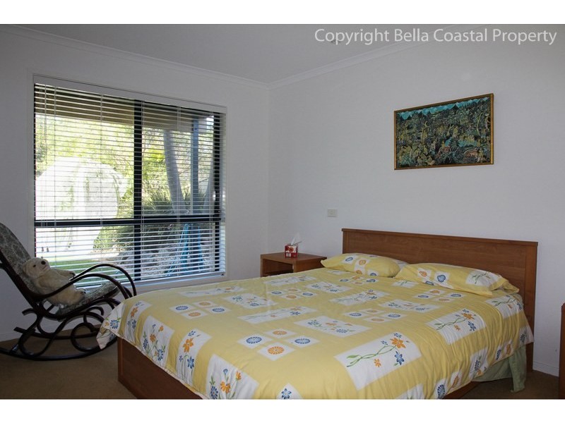 14 Seascape Close, Narrawallee NSW 2539