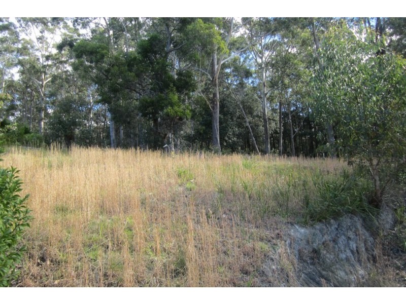 10 Blake Place, Narrawallee NSW 2539