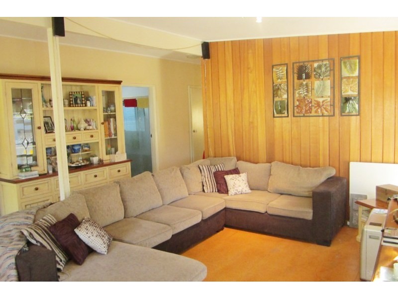 8 The Court, Mollymook NSW 2539