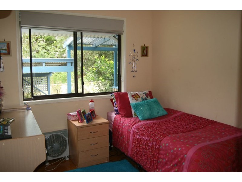 8 The Court, Mollymook NSW 2539