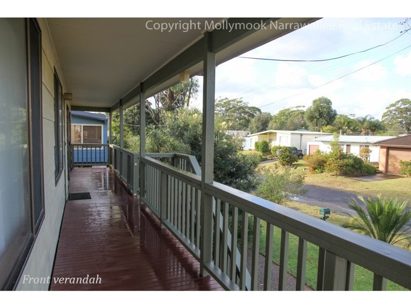 9 Bangalow Street, Narrawallee NSW 2539