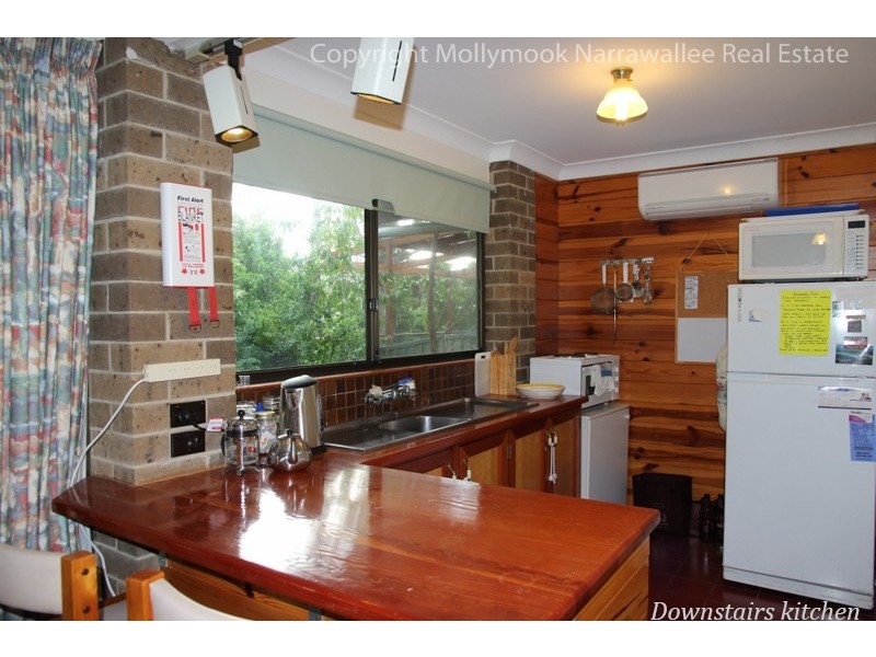 9 Bangalow Street, Narrawallee NSW 2539