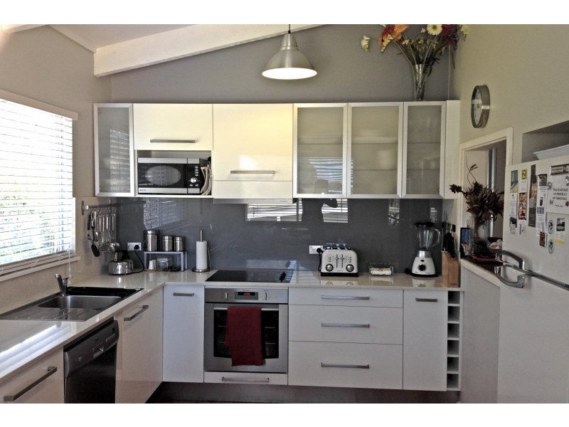 60 Tallwood Avenue, Mollymook NSW 2539